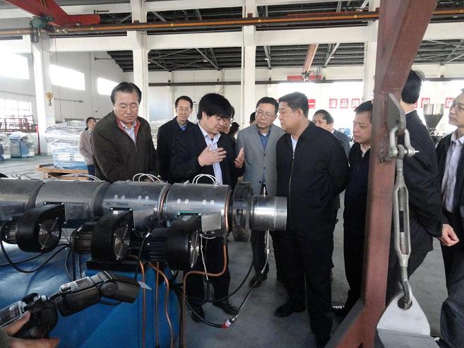 中央統(tǒng)戰(zhàn)部副部長全哲洙到我公司調(diào)研企業(yè)科技創(chuàng)新工作2.jpg 中央統(tǒng)戰(zhàn)部副部長全哲洙到我公司調(diào)研企業(yè)科技創(chuàng)新工作2.jpg